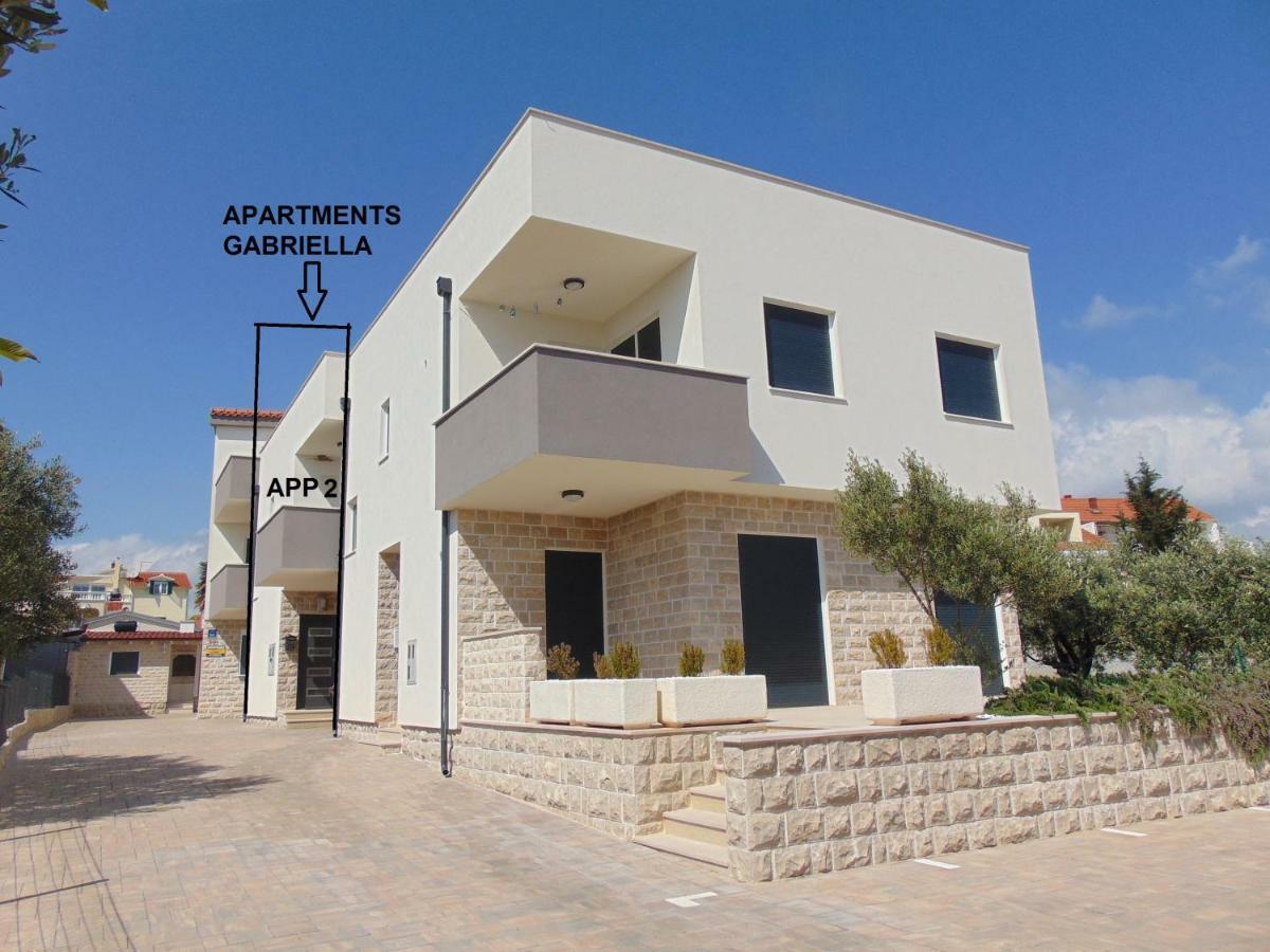 Apartmani Gabriella Vodice Exteriör bild