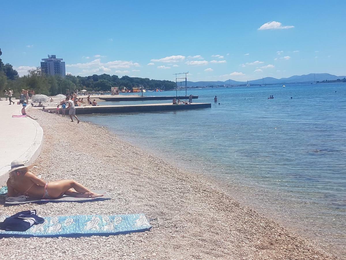 Apartmani Gabriella Vodice Exteriör bild